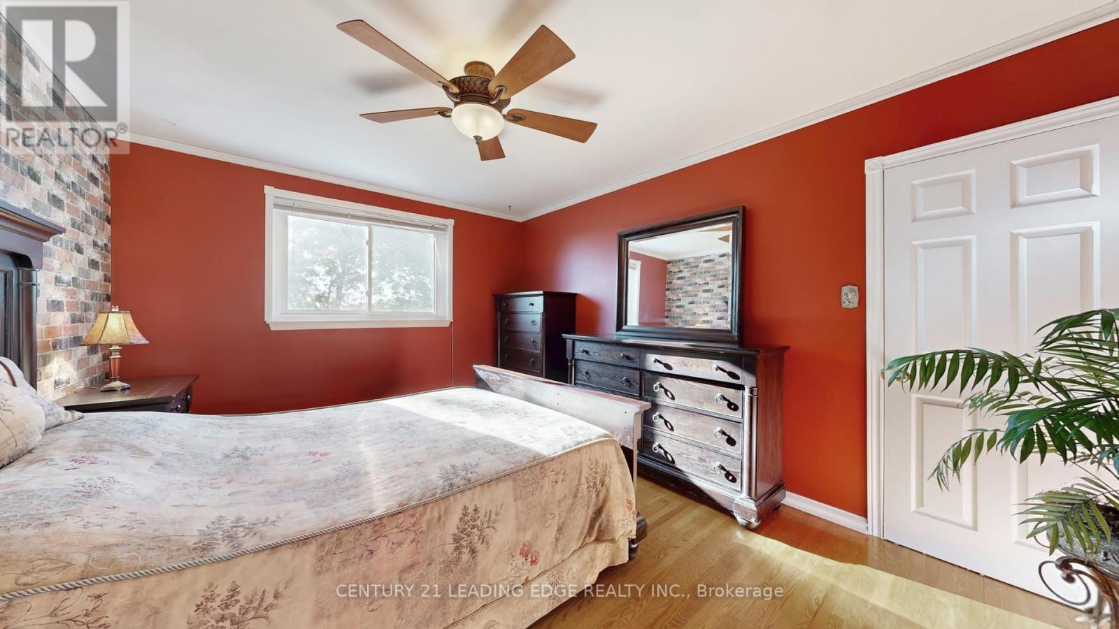 36 Sherwood Forest Drive, Markham (Bullock), Ontario  L3P 1P8 - Photo 20 - N12452474