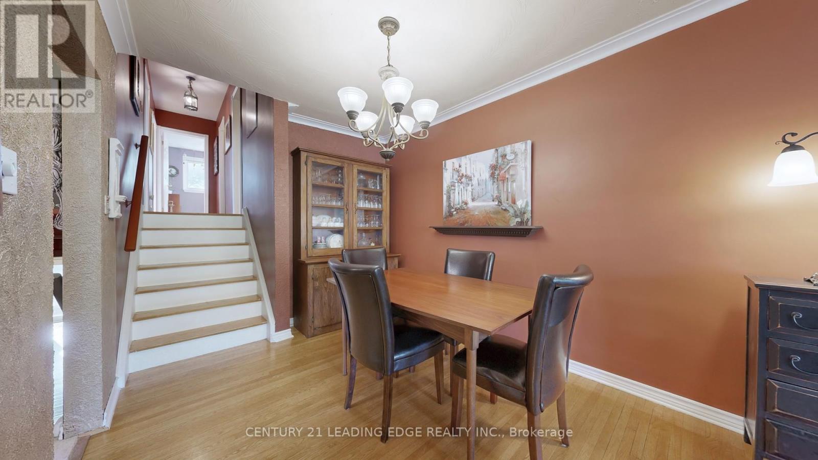 36 Sherwood Forest Drive, Markham (Bullock), Ontario  L3P 1P8 - Photo 13 - N12452474