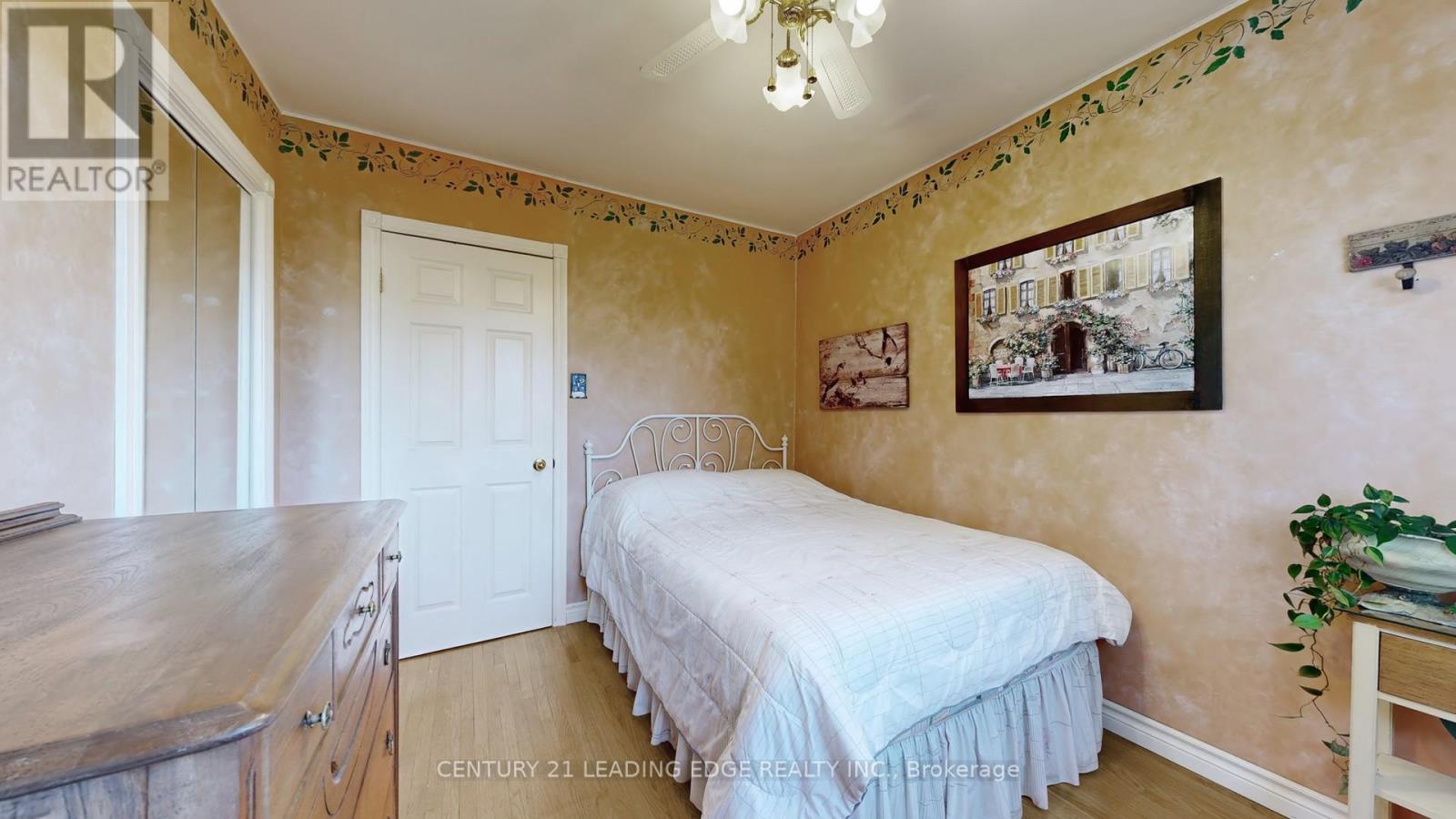 36 Sherwood Forest Drive, Markham (Bullock), Ontario  L3P 1P8 - Photo 23 - N12452474