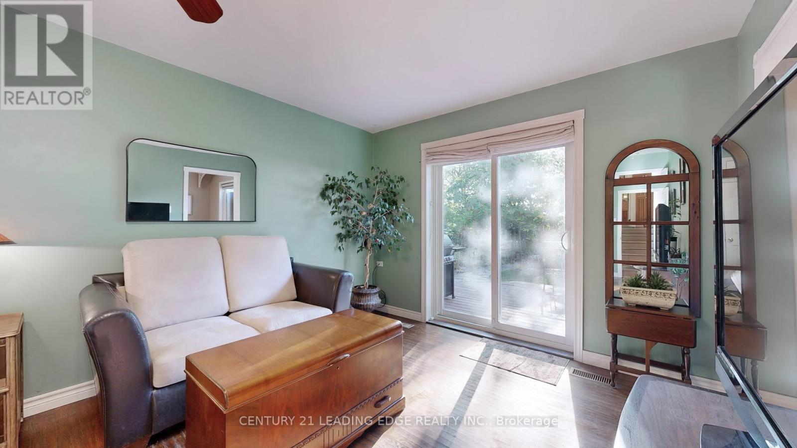36 Sherwood Forest Drive, Markham (Bullock), Ontario  L3P 1P8 - Photo 28 - N12452474