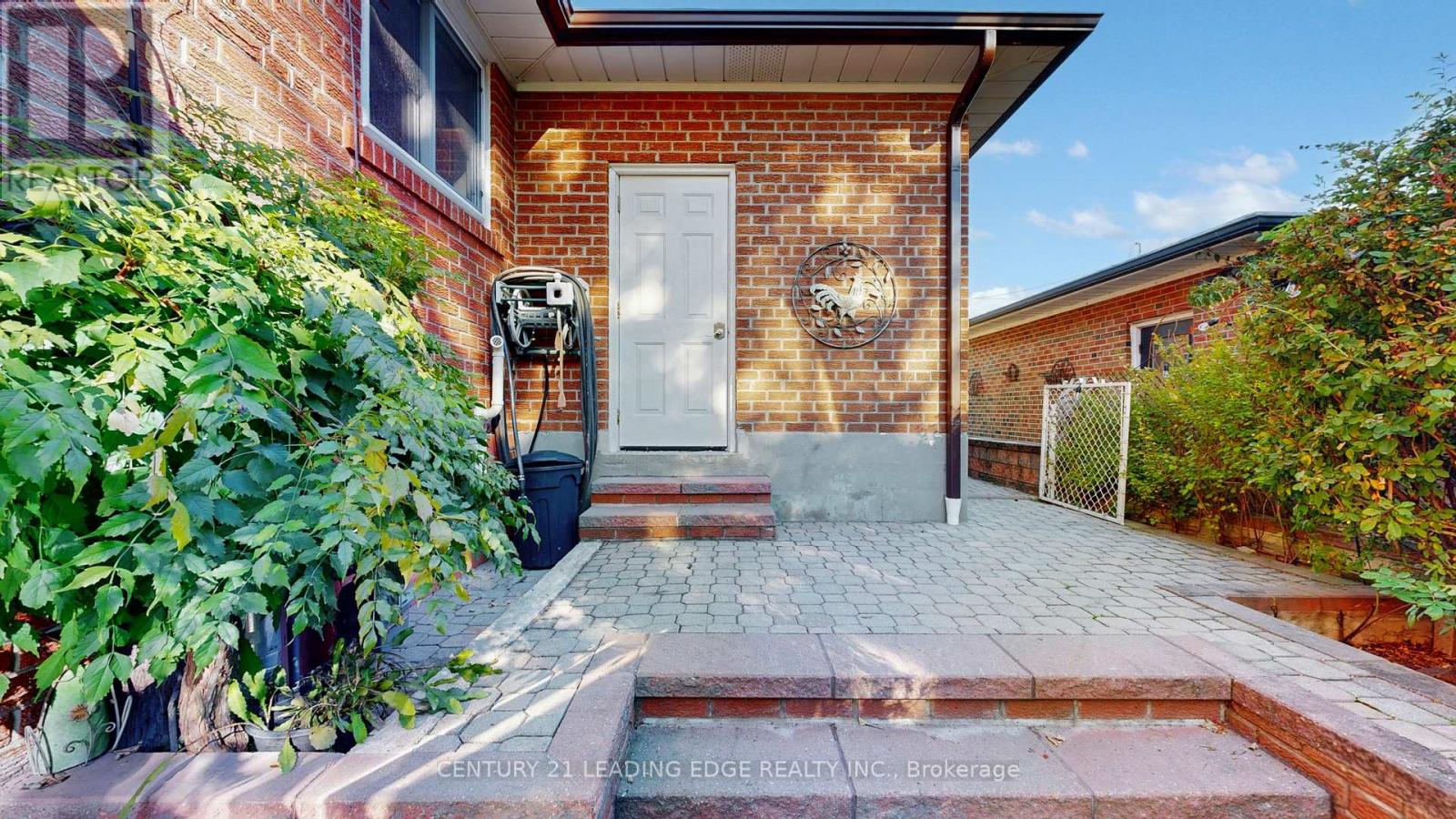36 Sherwood Forest Drive, Markham (Bullock), Ontario  L3P 1P8 - Photo 43 - N12452474