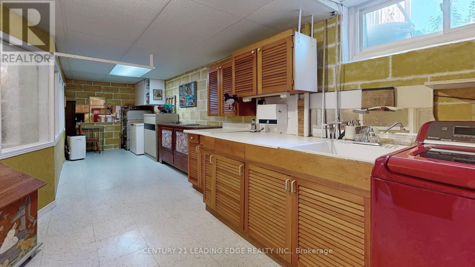 36 Sherwood Forest Drive, Markham (Bullock), Ontario  L3P 1P8 - Photo 40 - N12452474