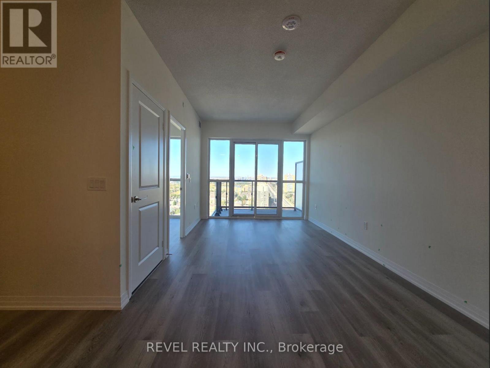 1907 - 15 Watergarden Drive, Mississauga, Ontario  L5R 0H4 - Photo 14 - W12455104