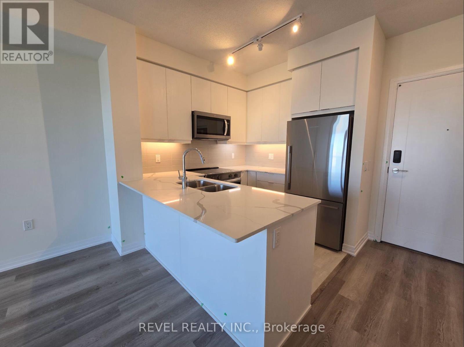 1907 - 15 Watergarden Drive, Mississauga, Ontario  L5R 0H4 - Photo 12 - W12455104