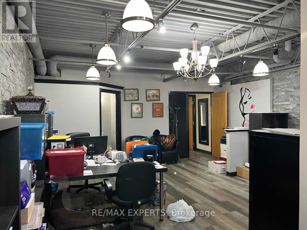 2 - 1 Delta Park Boulevard, Brampton, Ontario  L6T 5G1 - Photo 13 - W12456486