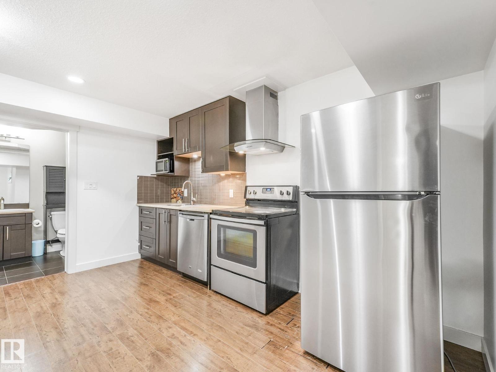 1004 Secord Pm Nw, Edmonton, Alberta  T5T 4A4 - Photo 46 - E4461662