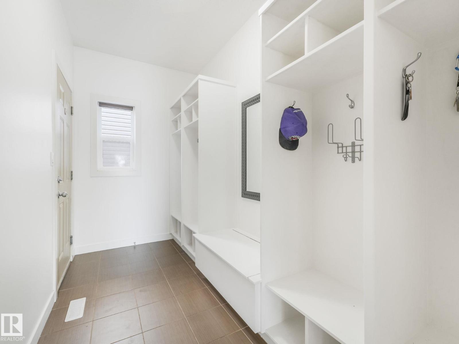 1004 Secord Pm Nw, Edmonton, Alberta  T5T 4A4 - Photo 8 - E4461662