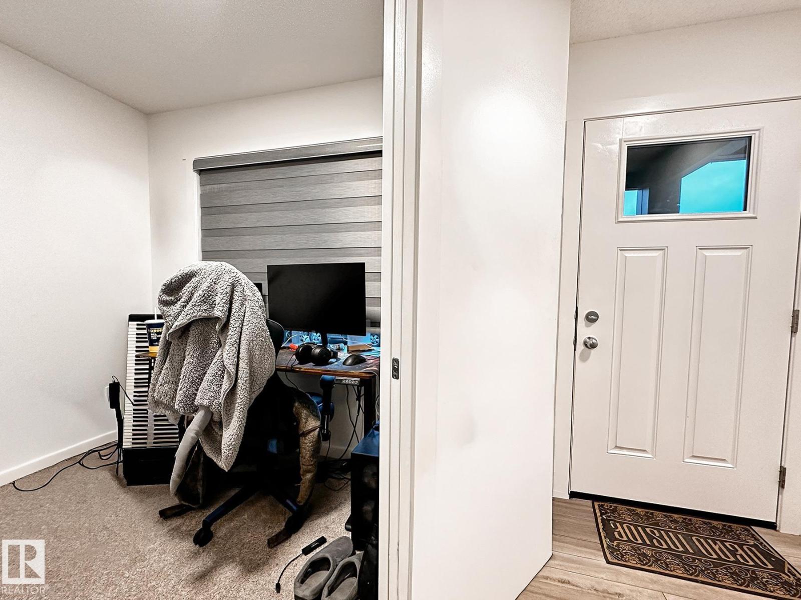 #13 1025 Secord Promenade Pm Nw, Edmonton, Alberta  T5T 7V4 - Photo 3 - E4461665