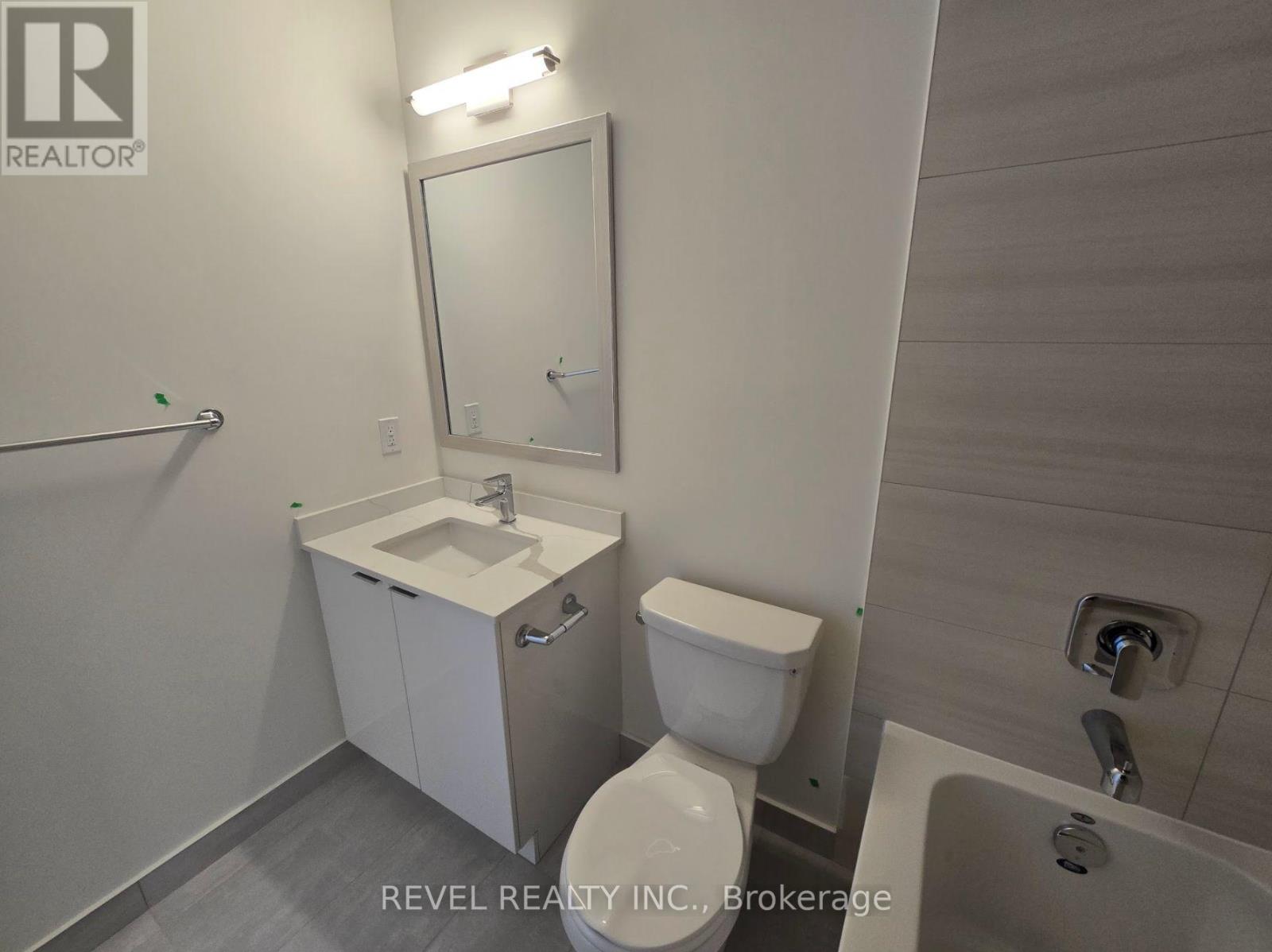 1907 - 15 Watergarden Drive, Mississauga, Ontario  L5R 0H4 - Photo 4 - W12455104