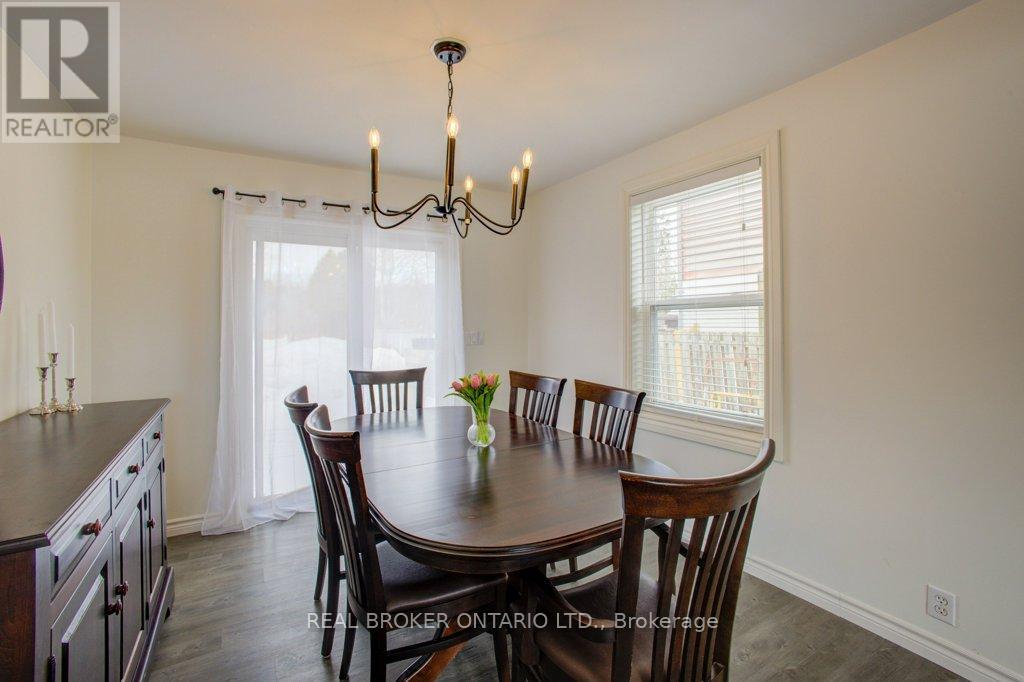 9488 Wellington 124 Road, Erin, Ontario  N0B 1T0 - Photo 18 - X12456506