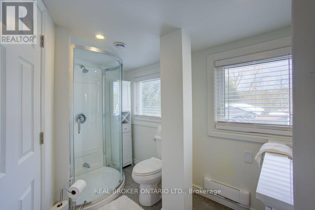 9488 Wellington 124 Road, Erin, Ontario  N0B 1T0 - Photo 26 - X12456506