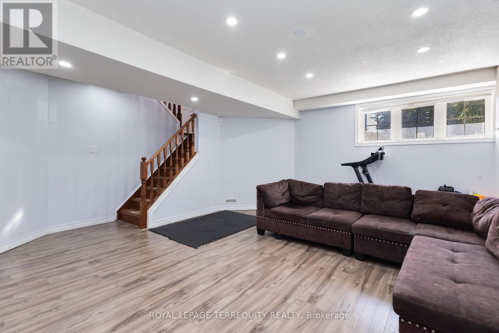 26 Joliet Street, London East (East I), Ontario  N5V 4V9 - Photo 37 - X12456511