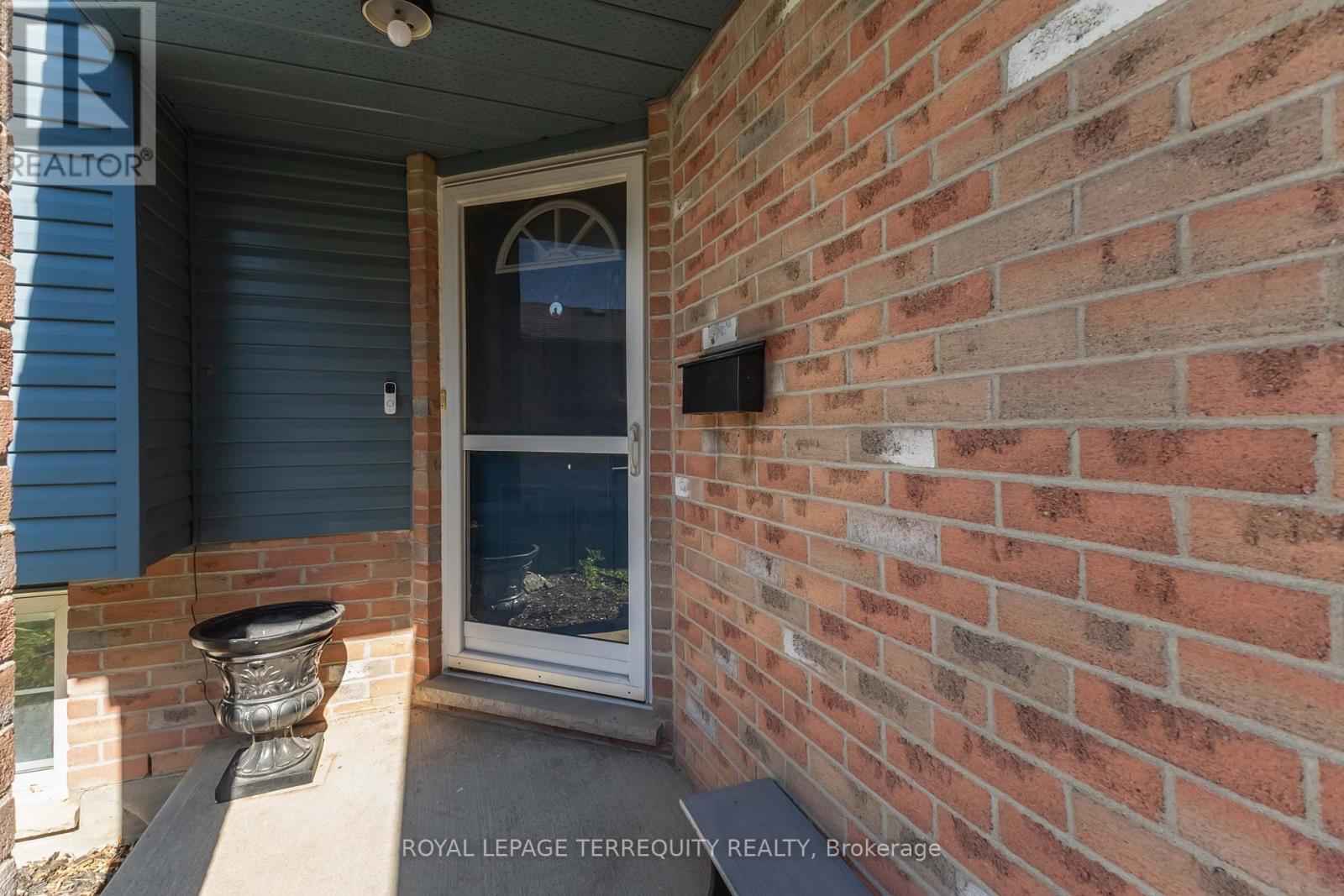 26 Joliet Street, London East (East I), Ontario  N5V 4V9 - Photo 8 - X12456511