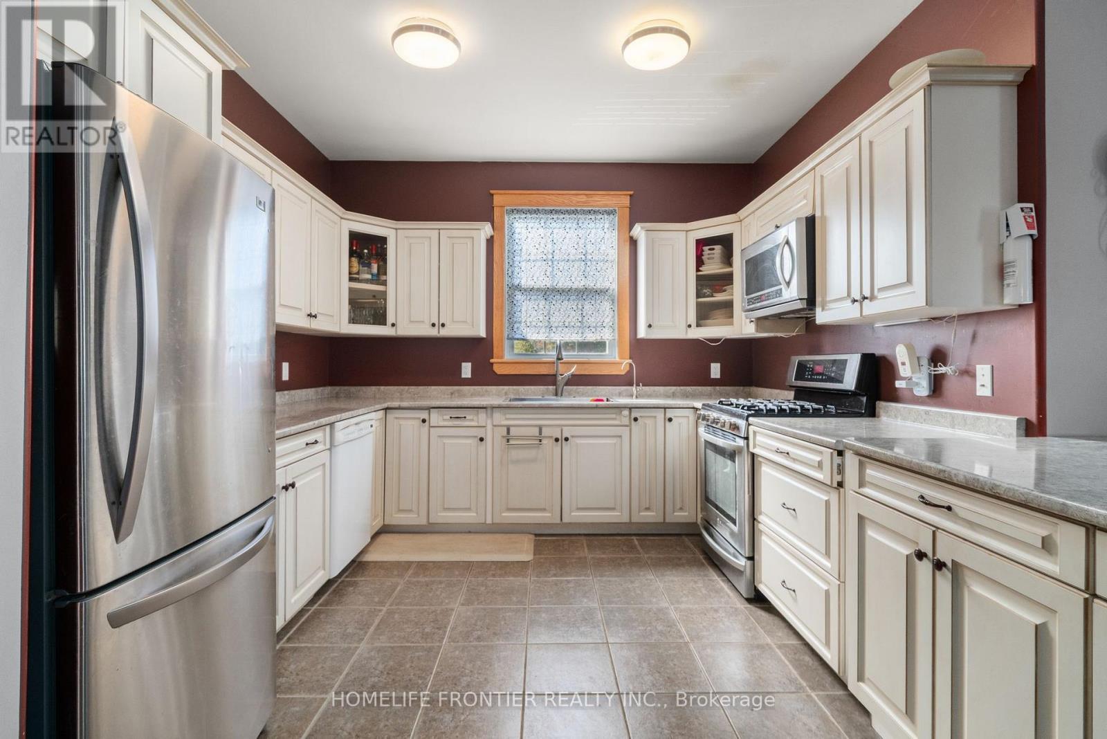 171 Alexander Street, Tweed, Ontario  K0K 3J0 - Photo 11 - X12456550