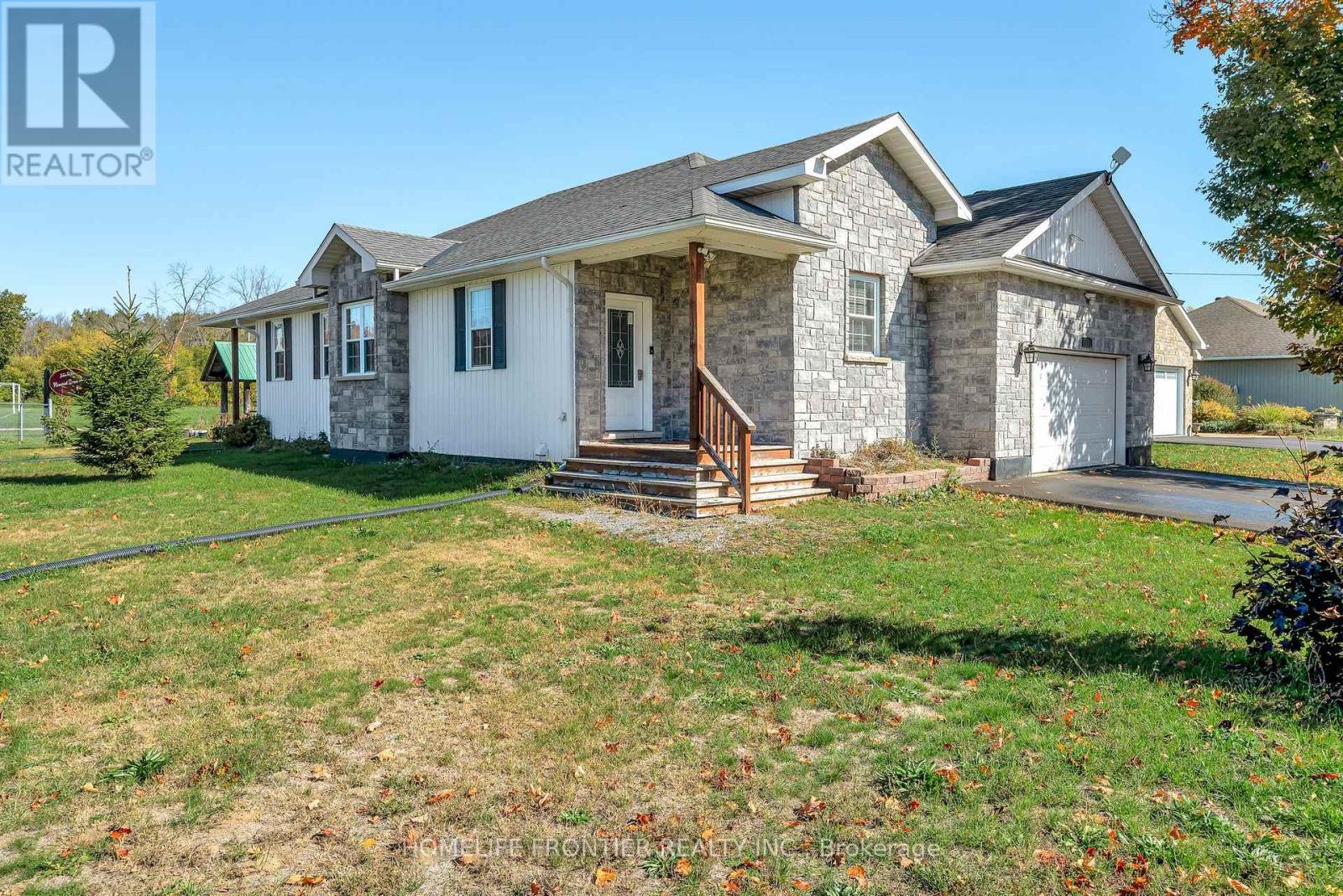 171 Alexander Street, Tweed, Ontario  K0K 3J0 - Photo 2 - X12456550