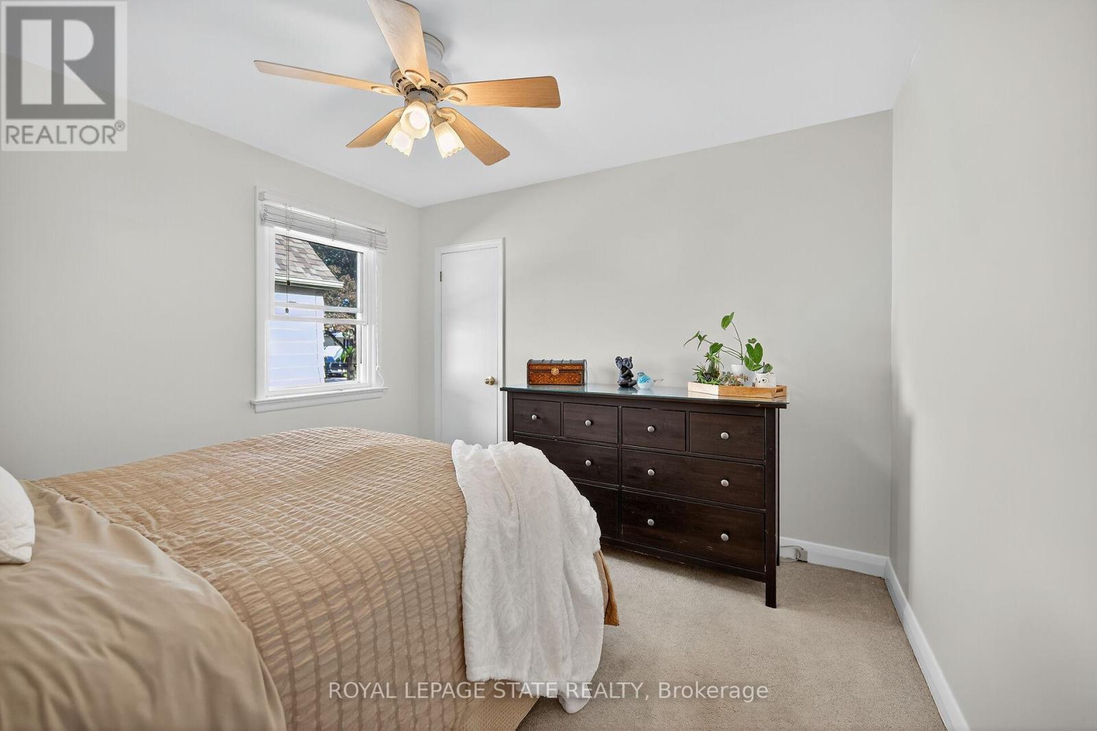 238 East 43rd Street, Hamilton (Hampton Heights), Ontario  L8T 3C5 - Photo 16 - X12456555