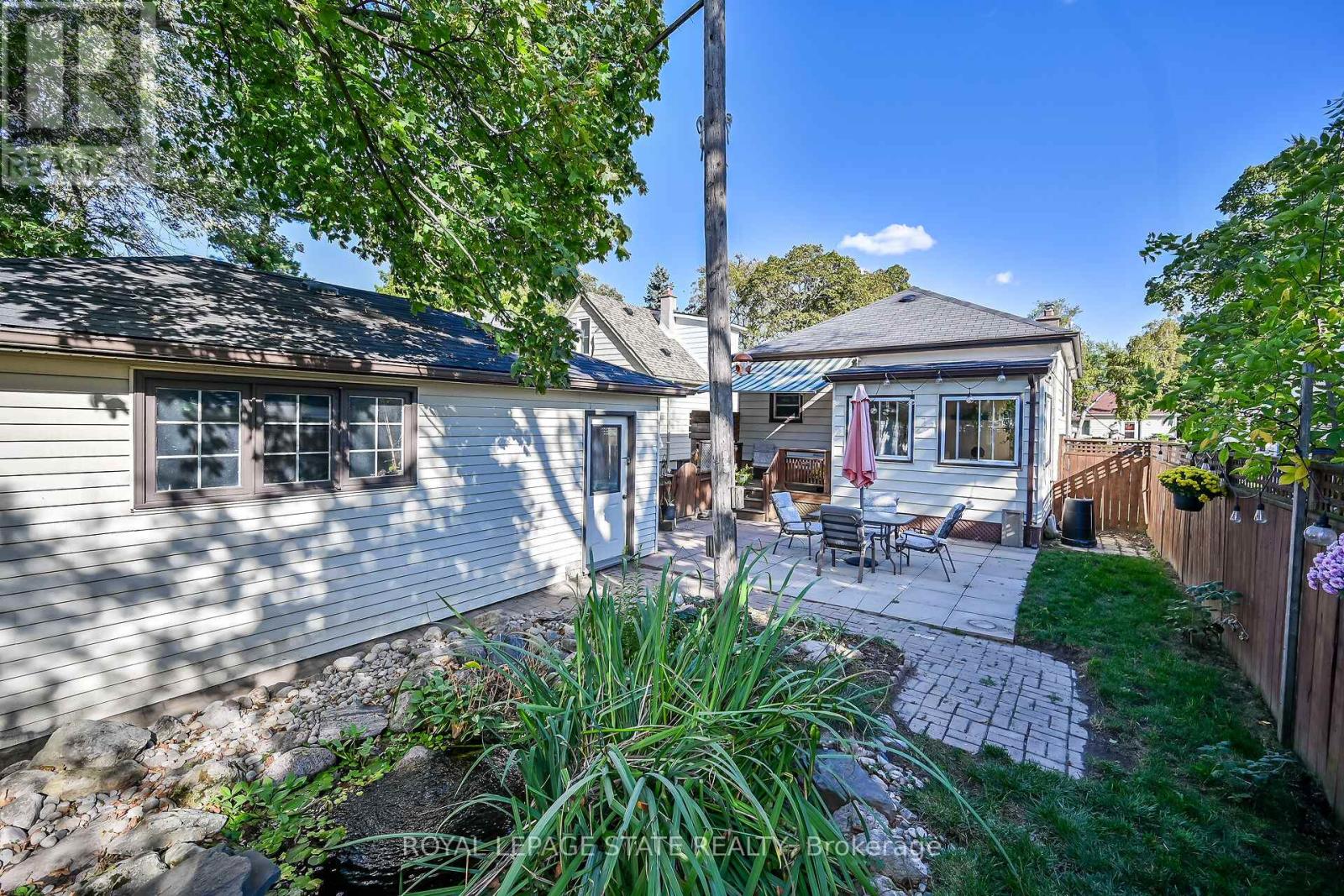 238 East 43rd Street, Hamilton (Hampton Heights), Ontario  L8T 3C5 - Photo 48 - X12456555