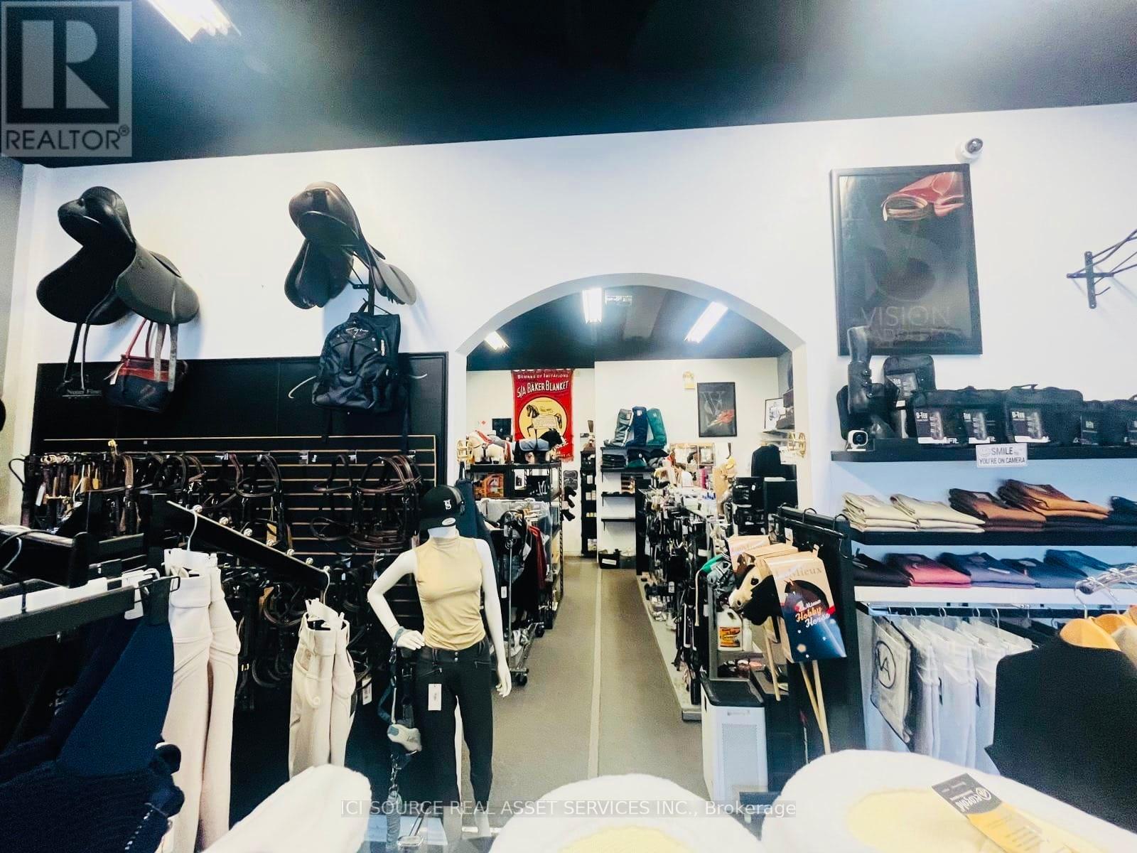 2130 ROBERTSON ROAD, Ottawa, Ontario