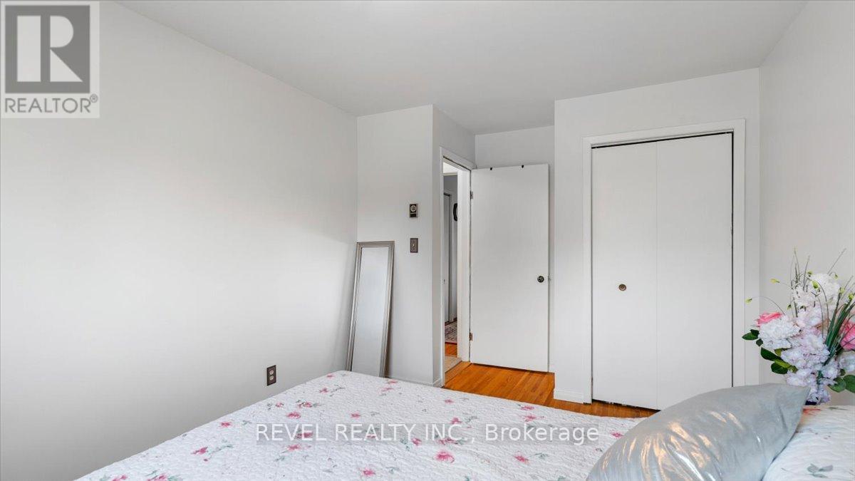 12 Chown Crescent, Belleville (Belleville Ward), Ontario  K8P 4P9 - Photo 14 - X12456619