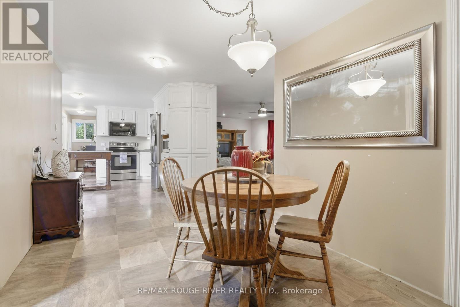 122 County Road 4 Road E, Douro-Dummer, Ontario  K0L 1S0 - Photo 14 - X12456644