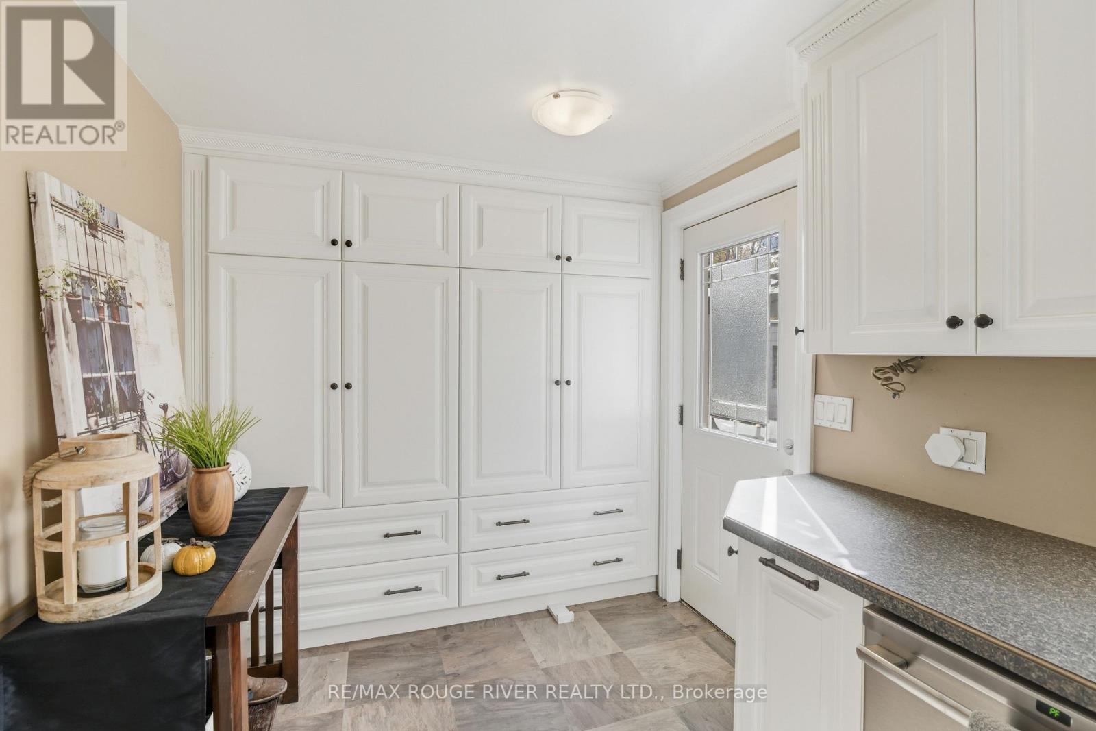 122 County Road 4 Road E, Douro-Dummer, Ontario  K0L 1S0 - Photo 4 - X12456644