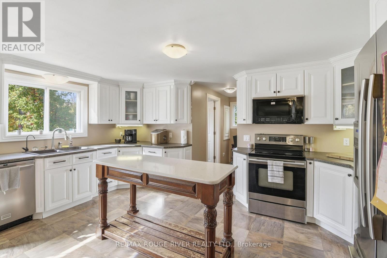 122 County Road 4 Road E, Douro-Dummer, Ontario  K0L 1S0 - Photo 7 - X12456644