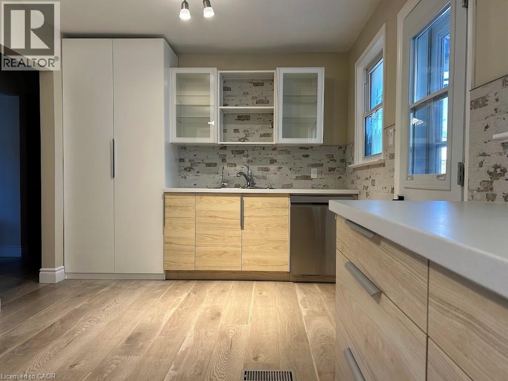 476 Prospect Avenue Unit# Main, Kitchener, Ontario  N2A 1E1 - Photo 8 - 40778227