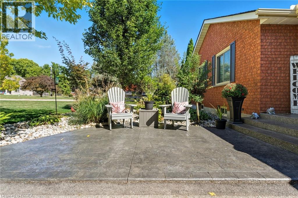 8 First Street, Mount Pleasant, Ontario  N0E 1K0 - Photo 3 - 40769712