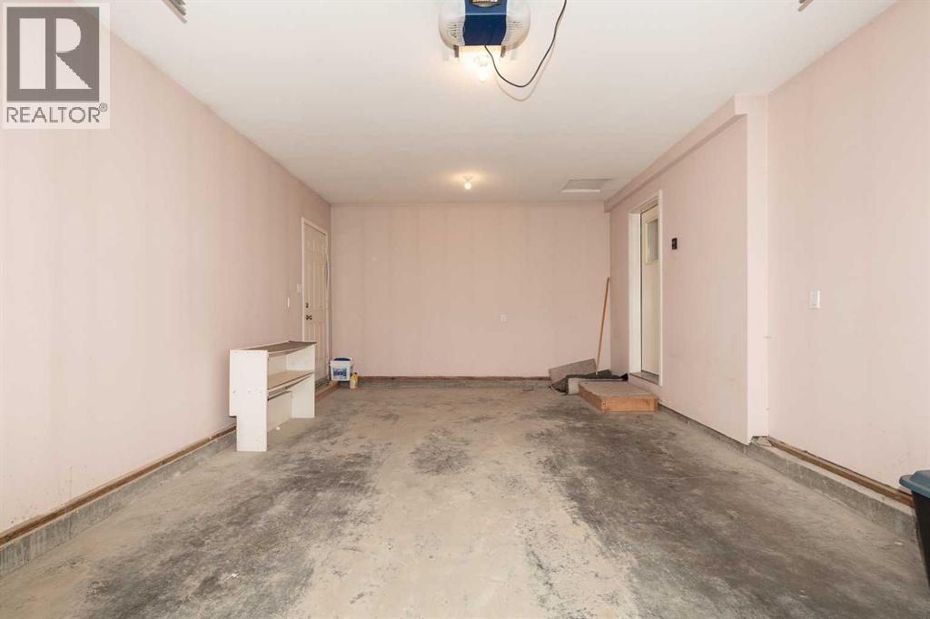 1243 Tumblewood Avenue, Pincher Creek, Alberta  T0K 1W0 - Photo 31 - A2263295