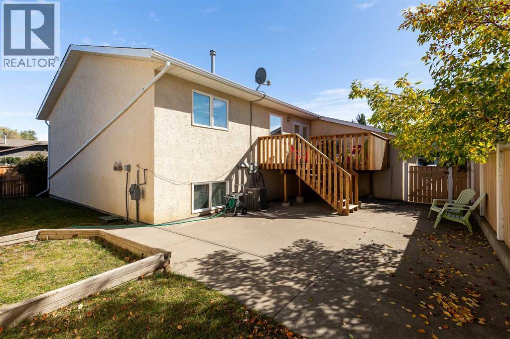1243 Tumblewood Avenue, Pincher Creek, Alberta  T0K 1W0 - Photo 33 - A2263295