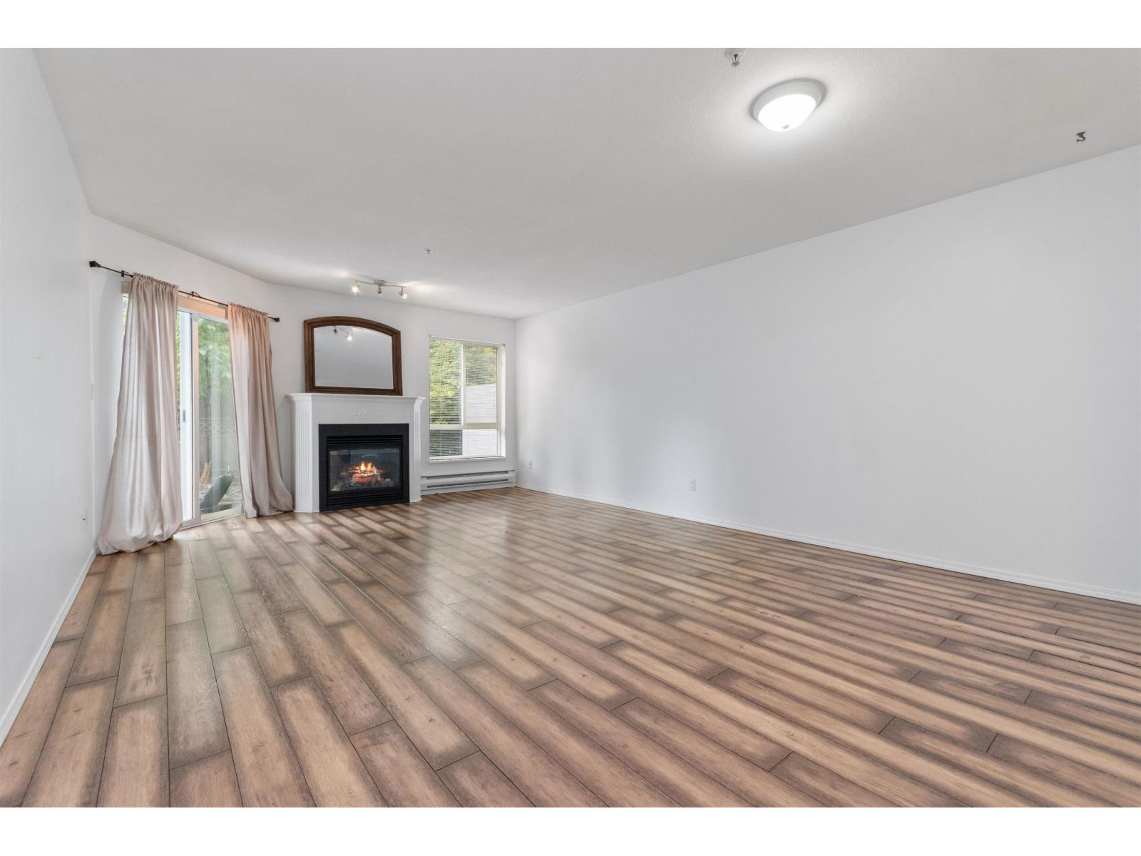 103 31831 Peardonville Road, Abbotsford, British Columbia  V2T 1L5 - Photo 2 - R3056907