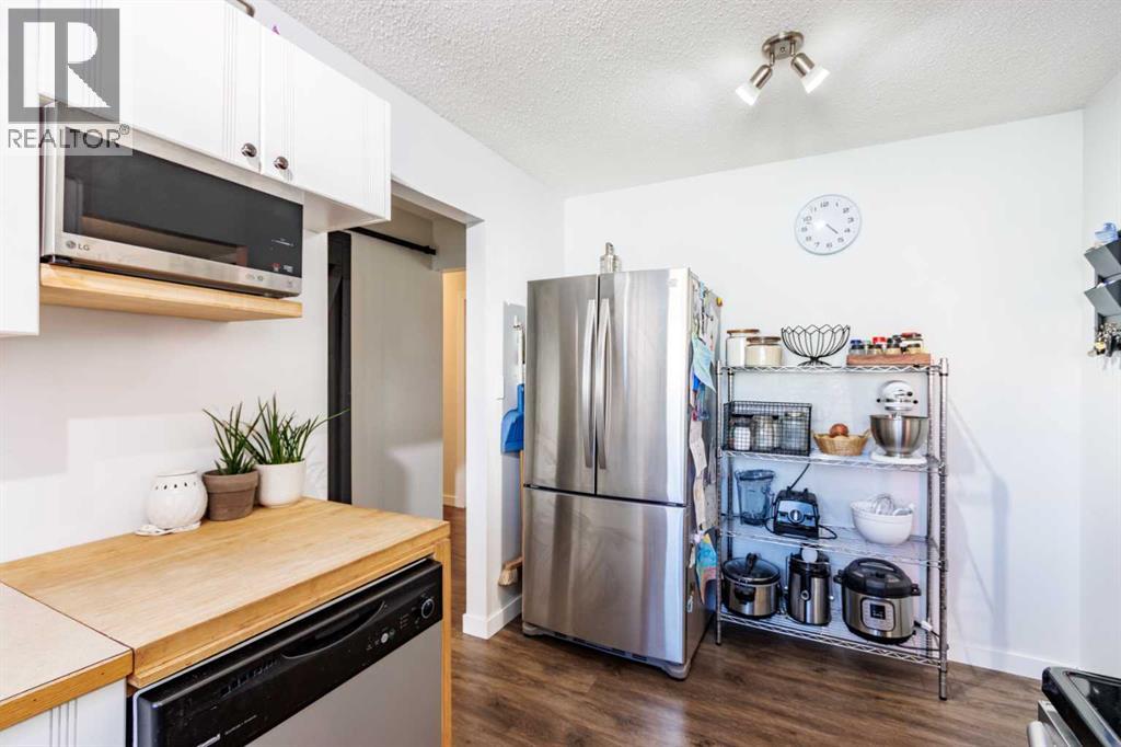 1218 Centre Street, Carstairs, Alberta  T0M 0N0 - Photo 10 - A2263478