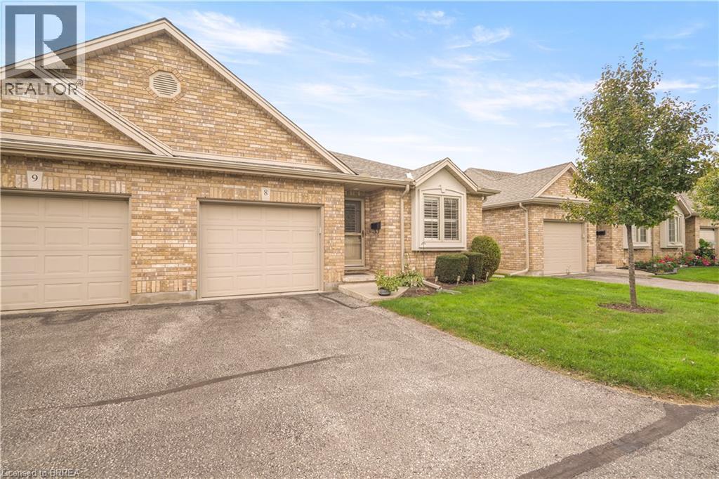 25 COBDEN Court Unit# 8, Brantford, Ontario