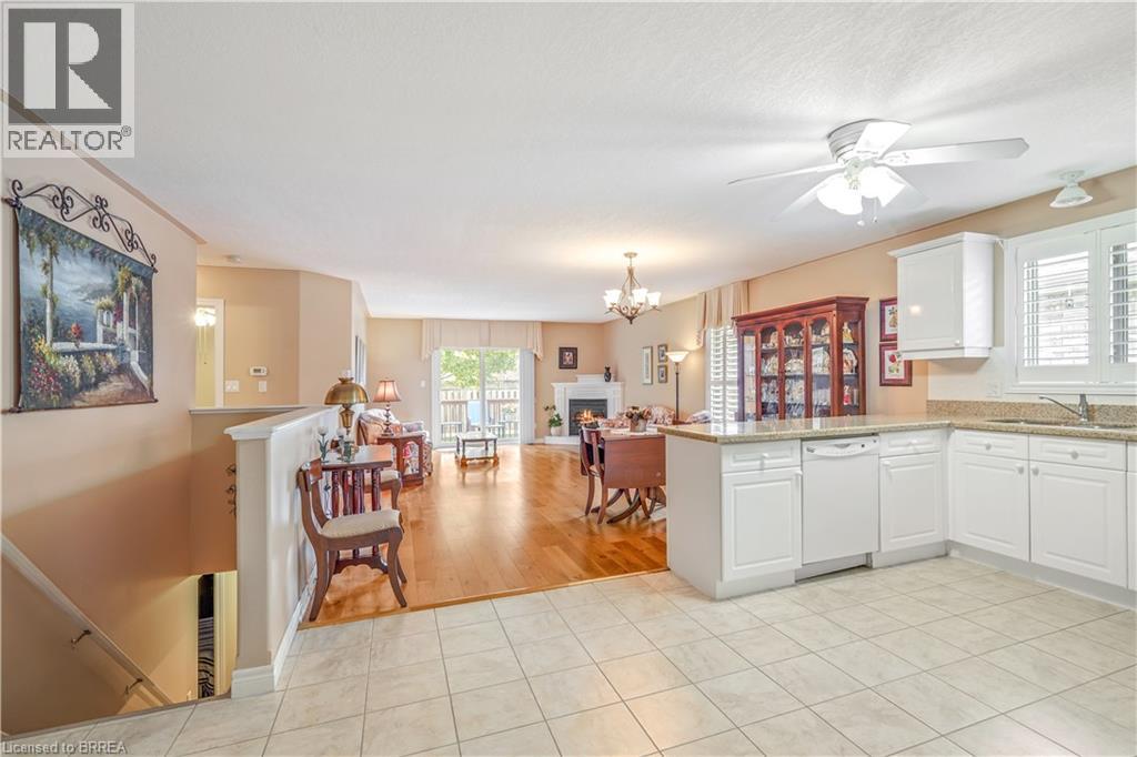 25 Cobden Court Unit# 8, Brantford, Ontario  N3R 8B5 - Photo 10 - 40776676