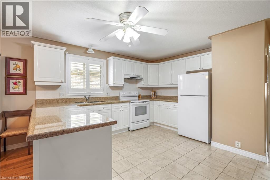 25 Cobden Court Unit# 8, Brantford, Ontario  N3R 8B5 - Photo 13 - 40776676