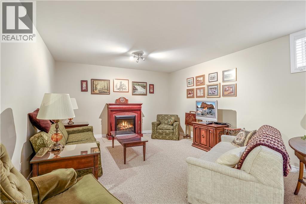 25 Cobden Court Unit# 8, Brantford, Ontario  N3R 8B5 - Photo 25 - 40776676