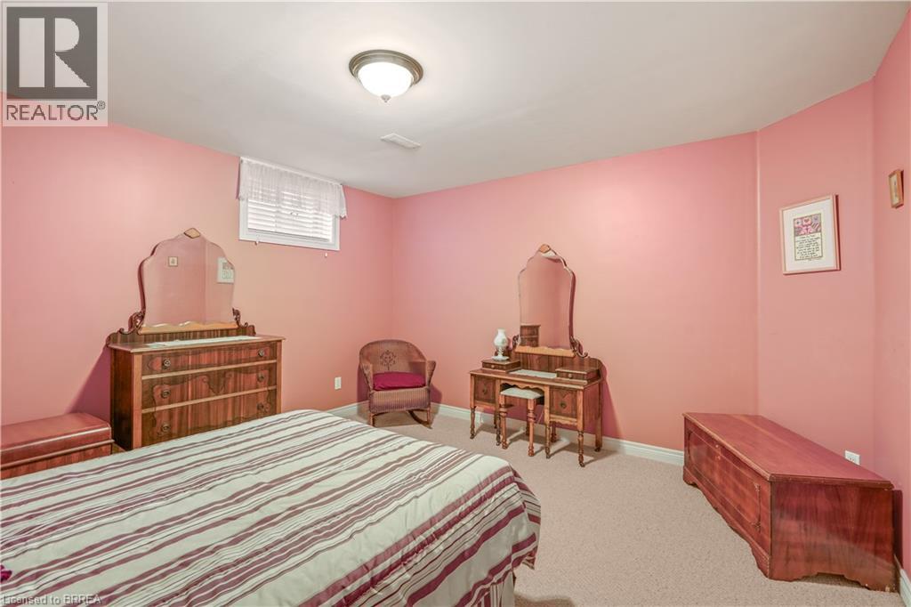 25 Cobden Court Unit# 8, Brantford, Ontario  N3R 8B5 - Photo 33 - 40776676