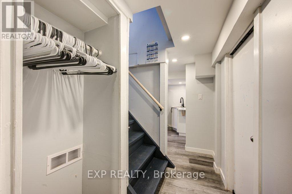 96 Emery Street W, London South (South E), Ontario  N6J 1R8 - Photo 14 - X12455864