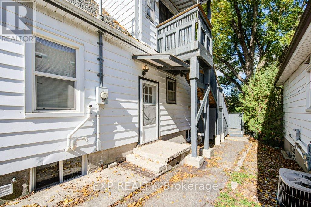 96 Emery Street W, London South (South E), Ontario  N6J 1R8 - Photo 13 - X12455864