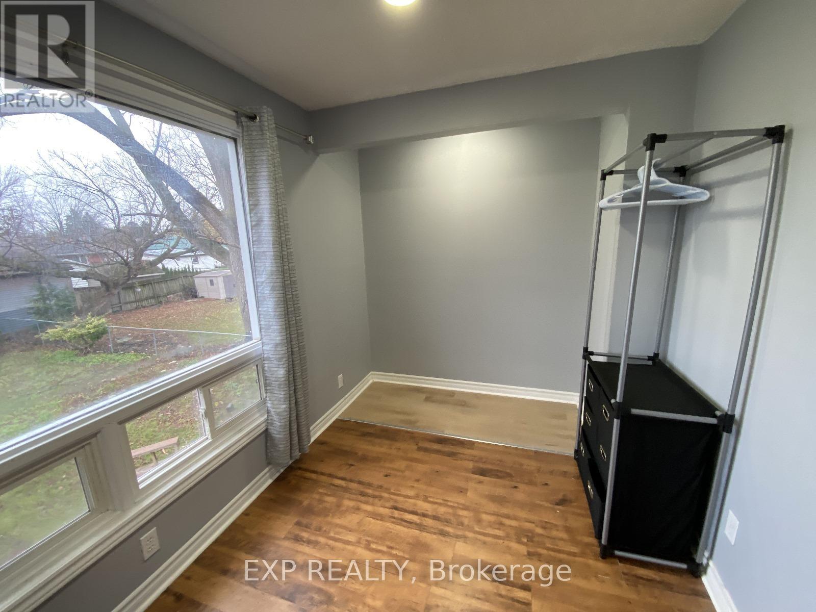 96 Emery Street W, London South (South E), Ontario  N6J 1R8 - Photo 27 - X12455864