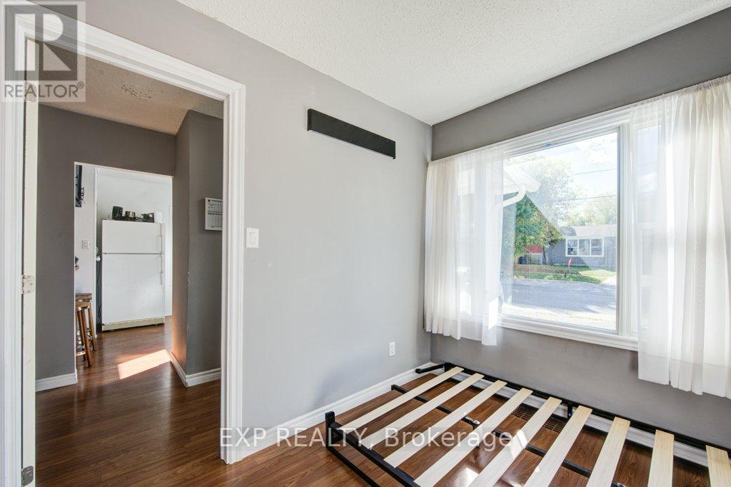 96 Emery Street W, London South (South E), Ontario  N6J 1R8 - Photo 30 - X12455864