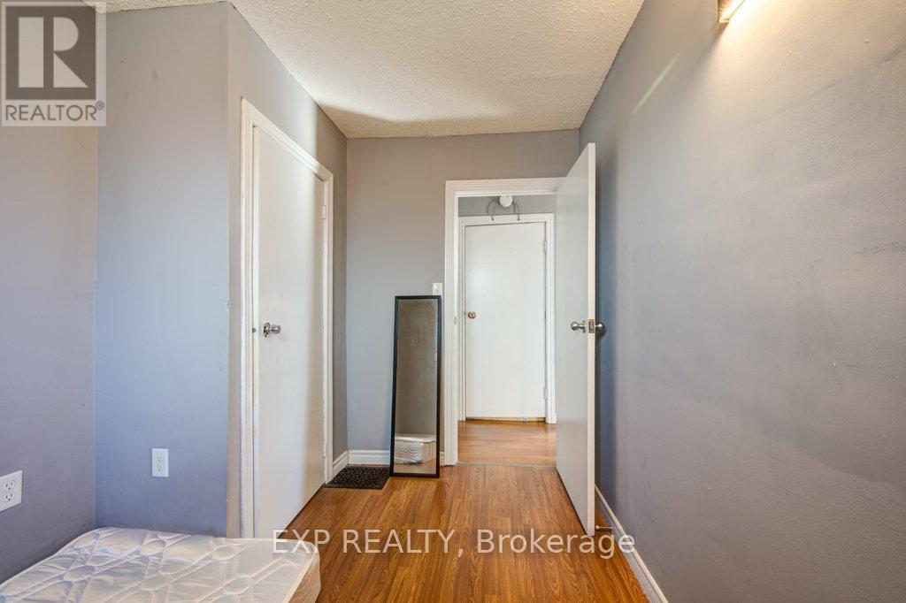 96 Emery Street W, London South (South E), Ontario  N6J 1R8 - Photo 31 - X12455864