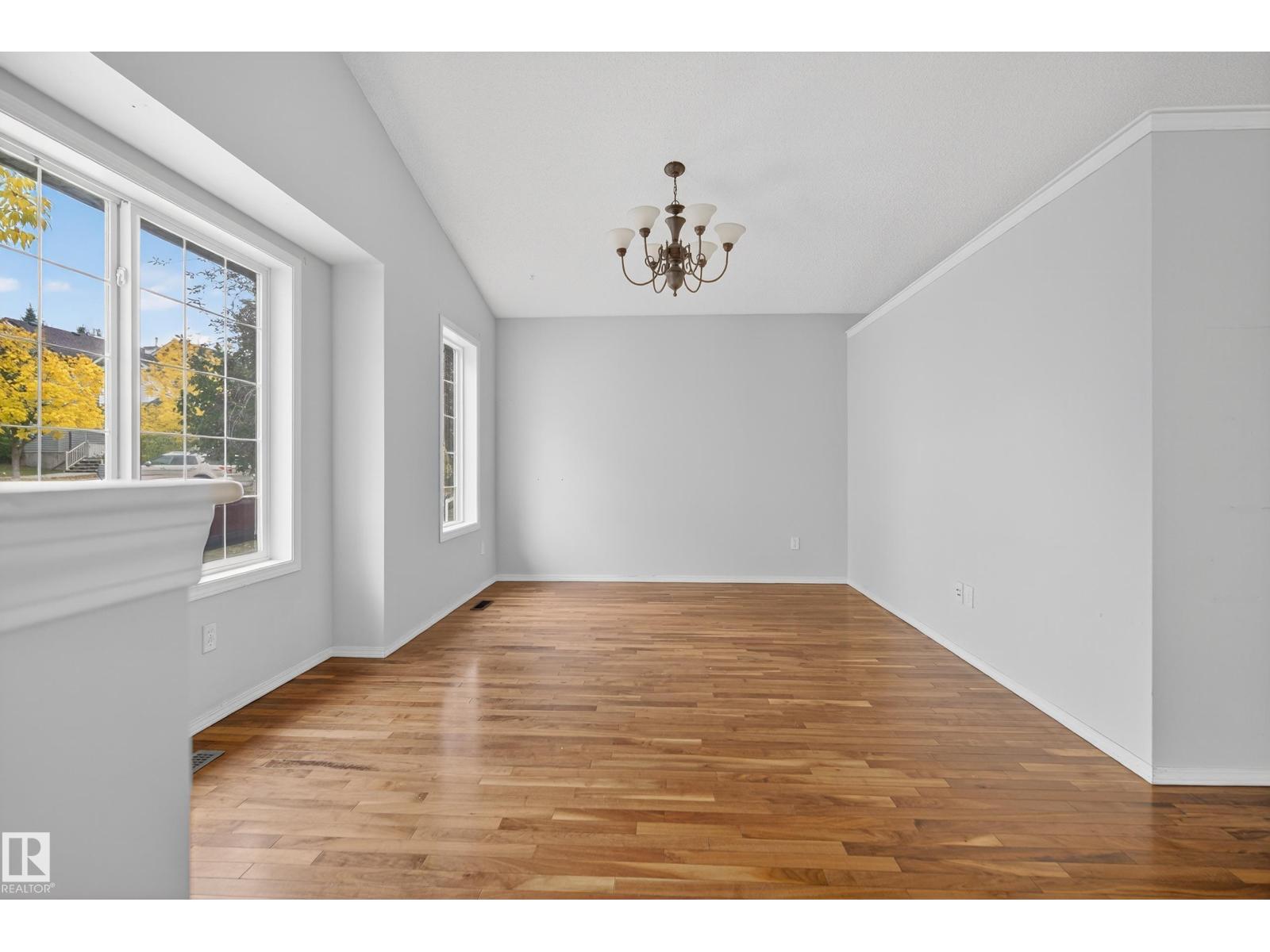 3021 Trelle Cr Nw, Edmonton, Alberta  T6R 3M8 - Photo 4 - E4459118