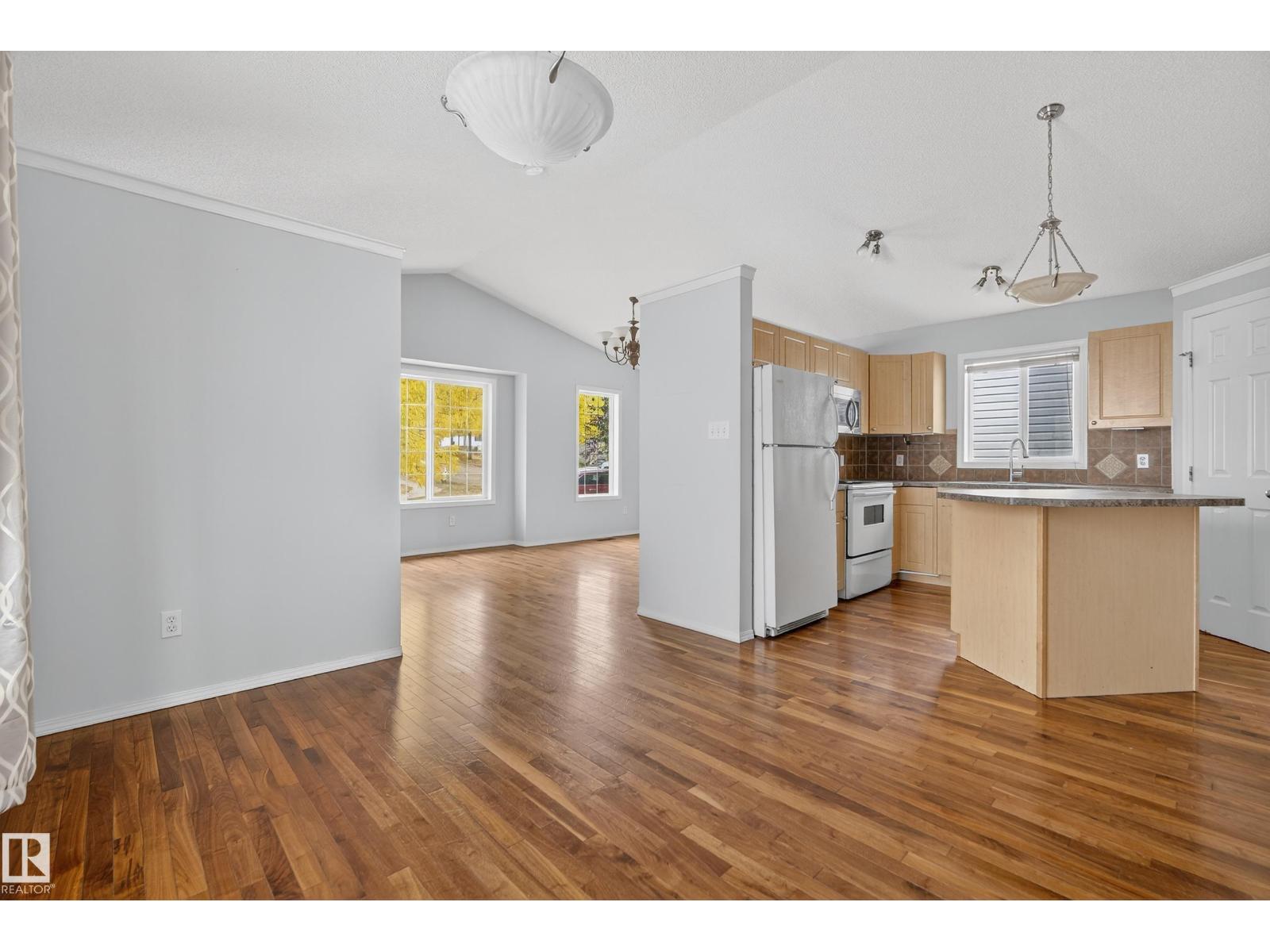3021 Trelle Cr Nw, Edmonton, Alberta  T6R 3M8 - Photo 7 - E4459118
