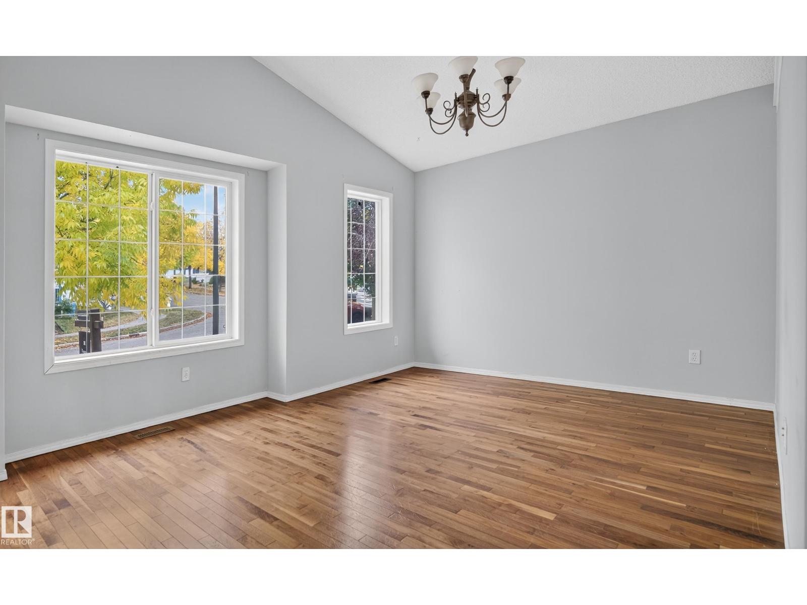 3021 Trelle Cr Nw, Edmonton, Alberta  T6R 3M8 - Photo 5 - E4459118
