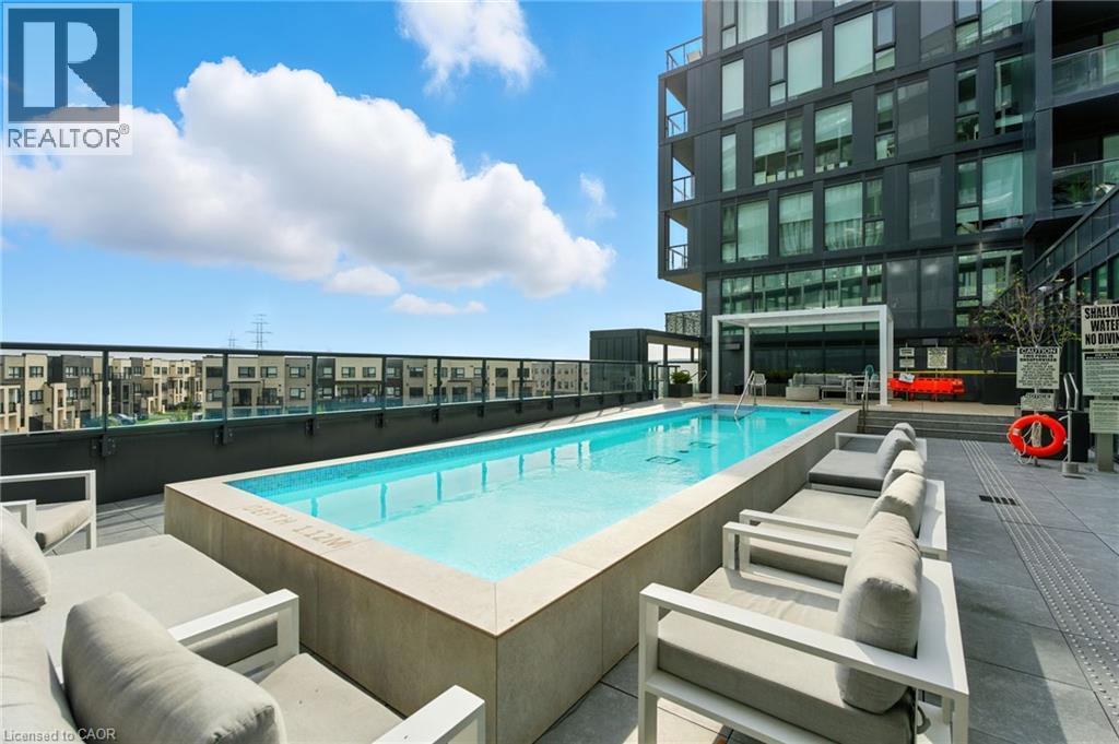 3210 DAKOTA Common Unit# A220, Burlington, Ontario