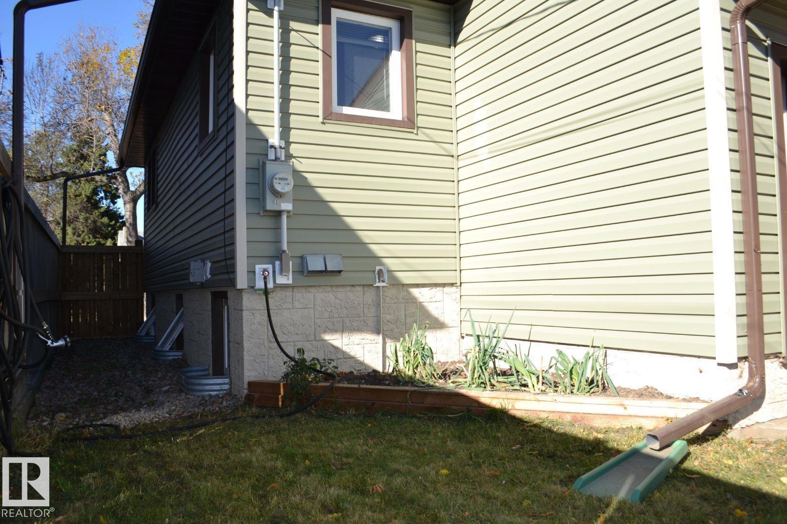 9239 92 St Nw, Edmonton, Alberta  T6C 3R4 - Photo 27 - E4461668