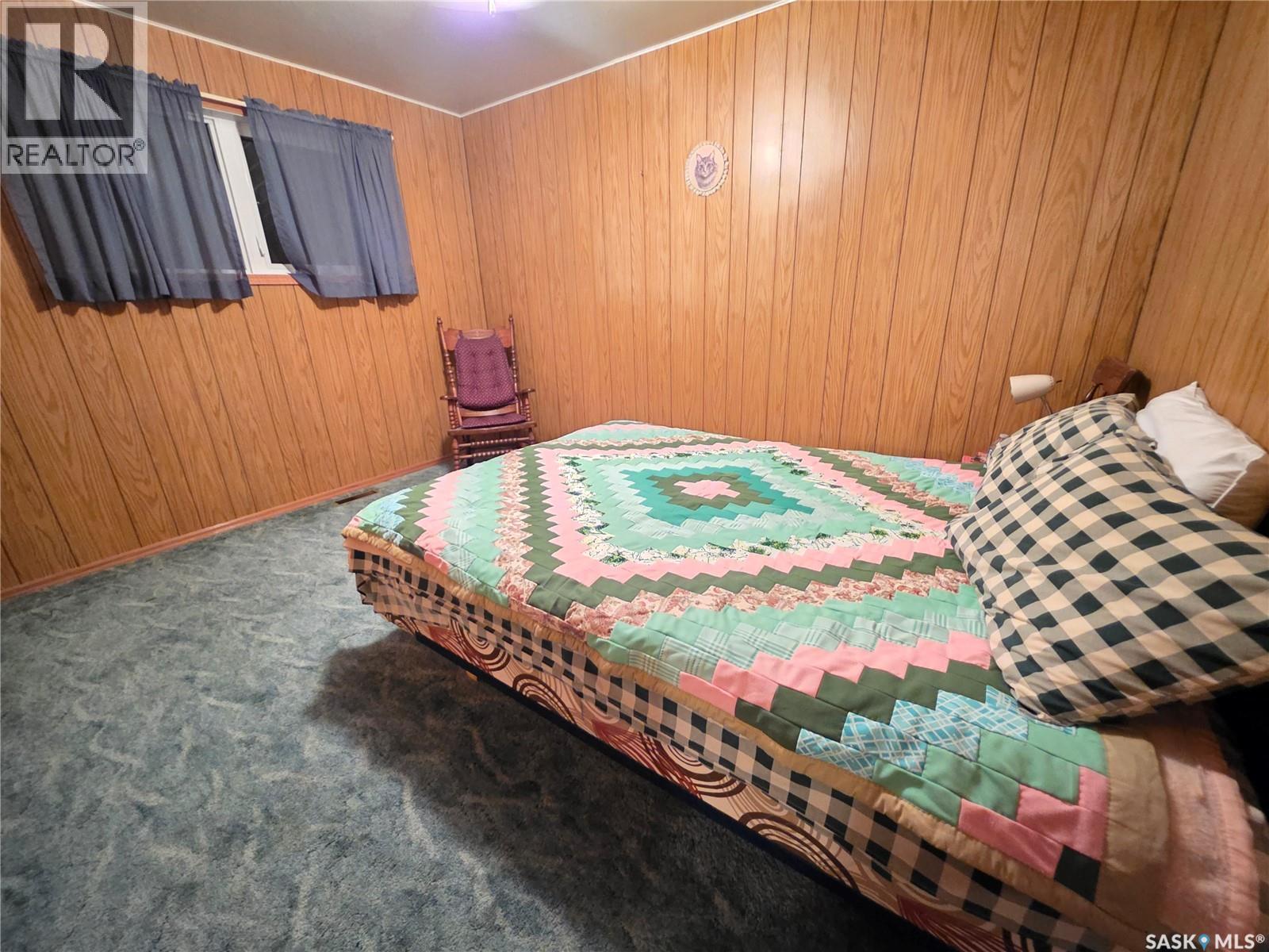304 3rd Street N, Cabri, Saskatchewan  S0N 0J0 - Photo 13 - SK020626