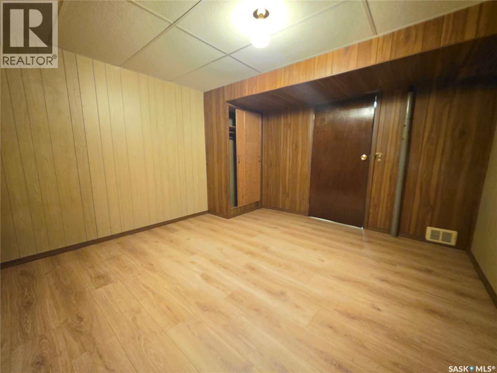 304 3rd Street N, Cabri, Saskatchewan  S0N 0J0 - Photo 22 - SK020626