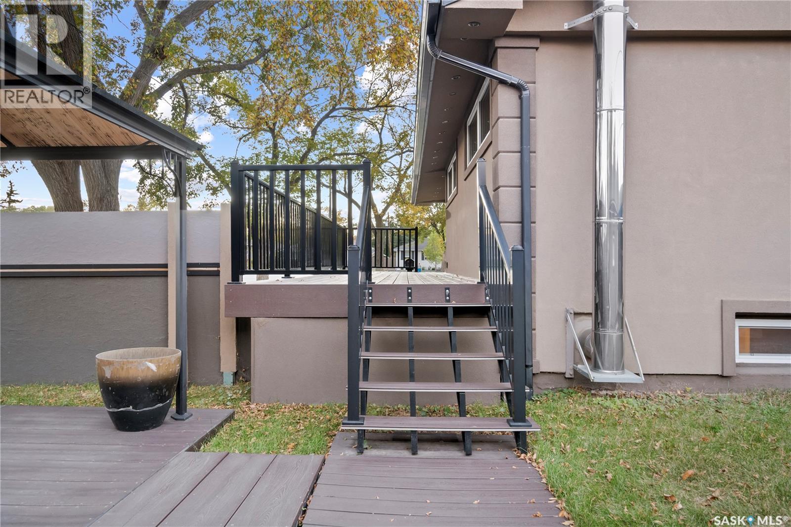 2673 Park Street, Regina, Saskatchewan  S4N 2H3 - Photo 36 - SK020591